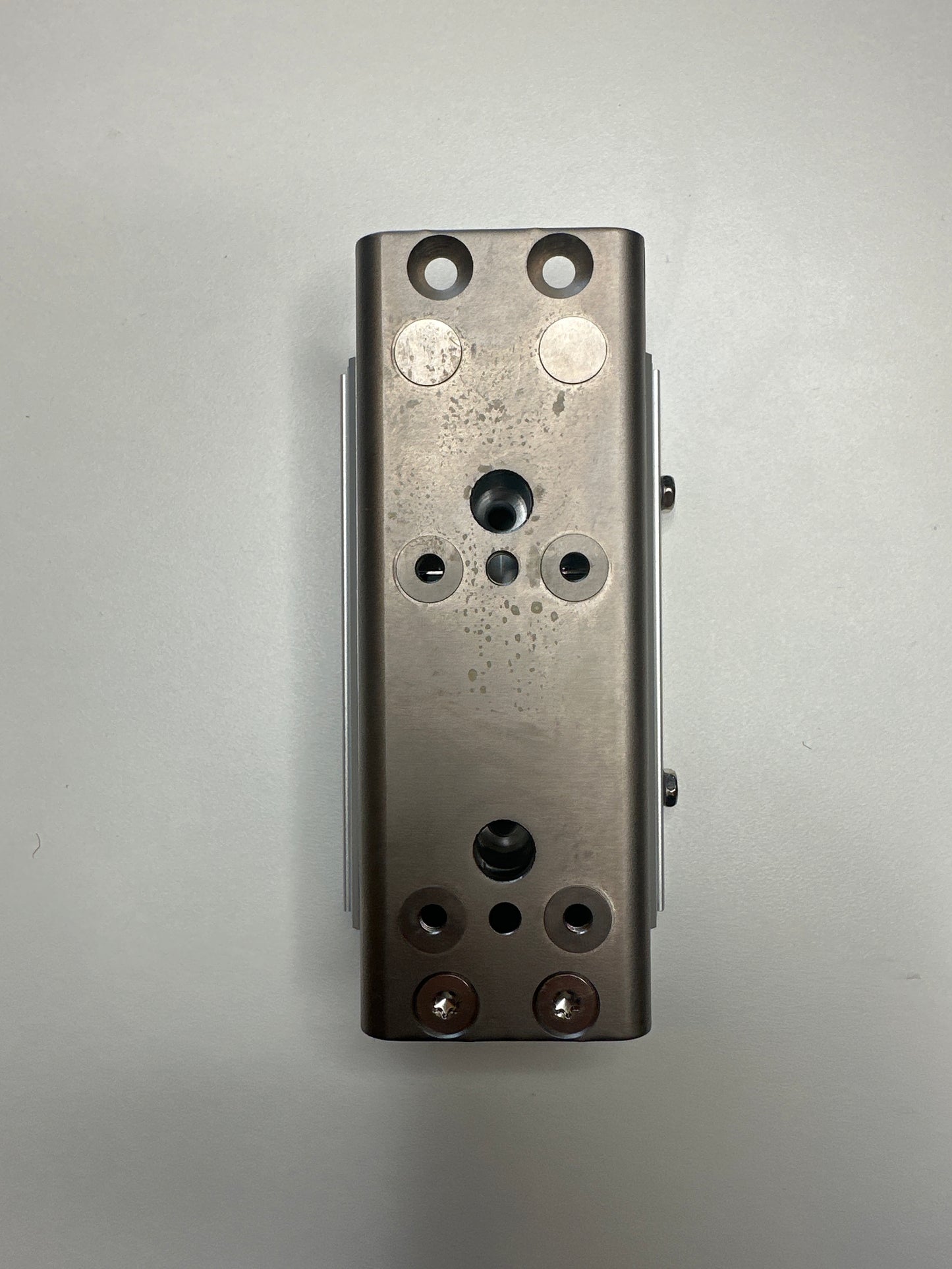 SMC MXQ16-40ZC - Guided Cylinder Slide Table