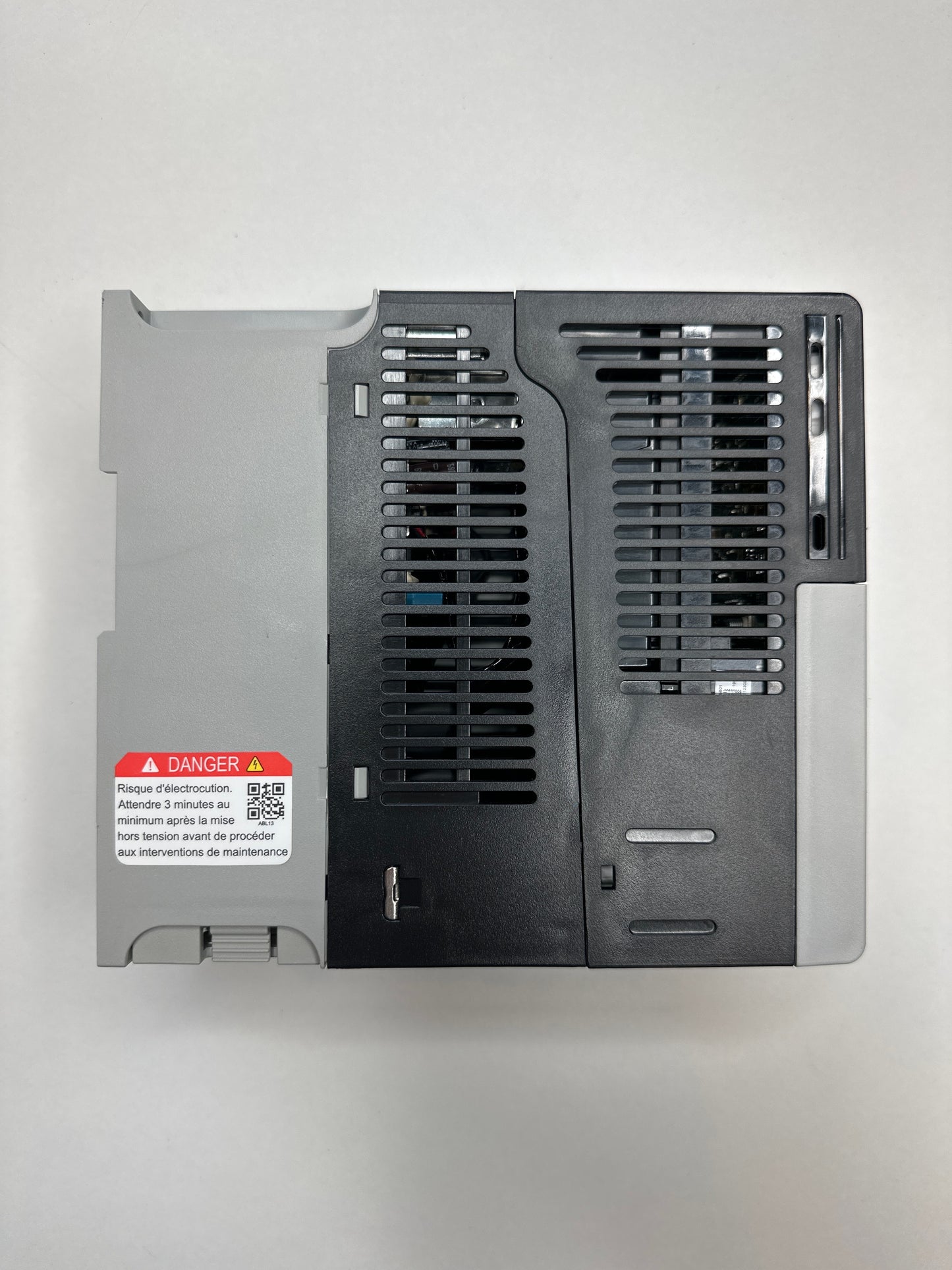 Allen-Bradley - 25B-D2P3N104
