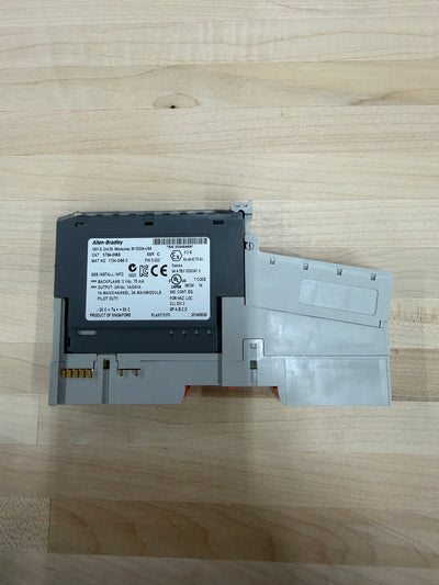 ALLEN BRADLEY 1734-OB8 with ALLEN BRADLEY 1734-TB